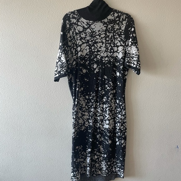 Multi colored dress - Picture 2 of 2